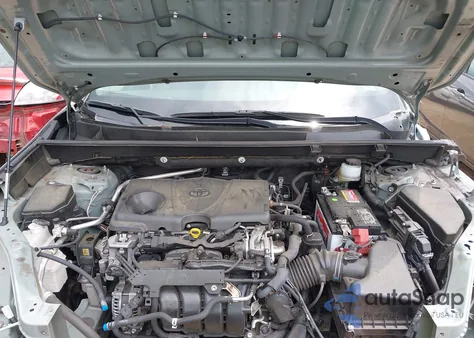 2019 Toyota Rav4 Xle from USA, damaged, VIN JTMP1RFV3KJ015267